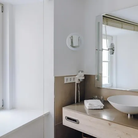 Hotel Little 7 - Boutique *