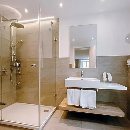 Little 7 - Boutique Hotel Ratisbona